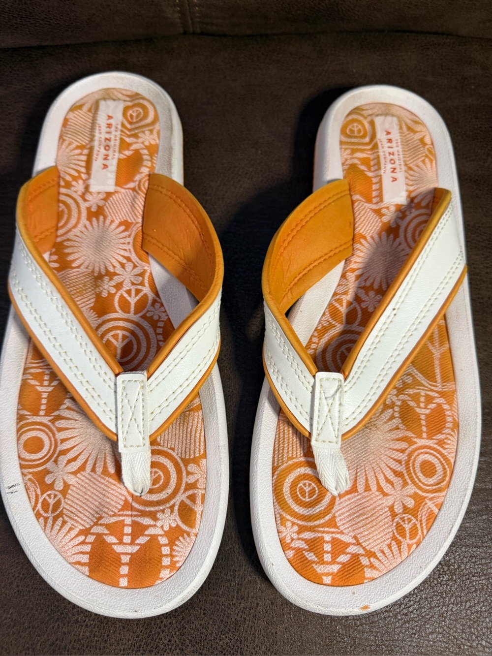 Women's Sz 11 Arizona Orange And White Thong Sandals Flip Flops